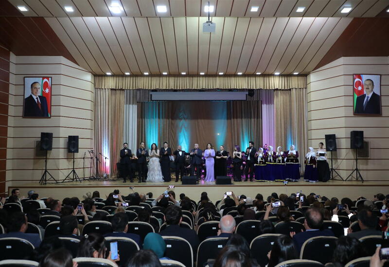 Гастрольный концерт Театра песни имени Рашида Бейбутова в Лянкяране вызвал большой интерес зрителей