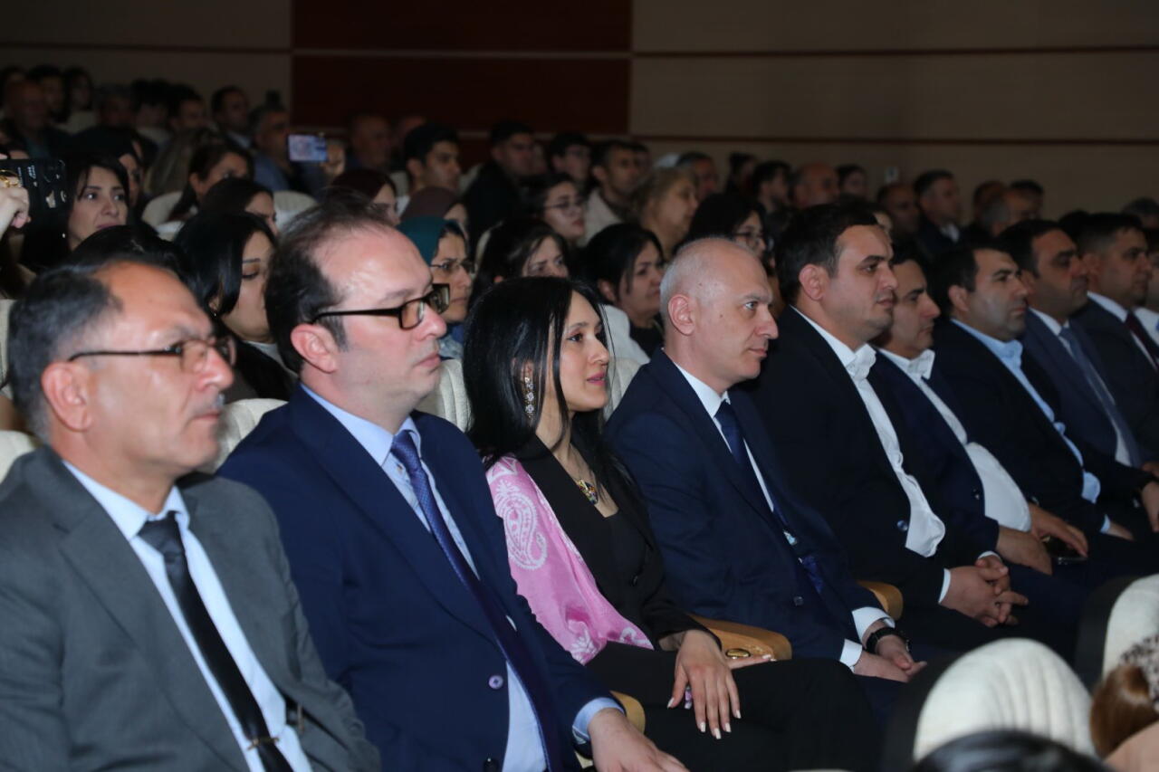 Гастрольный концерт Театра песни имени Рашида Бейбутова в Лянкяране вызвал большой интерес зрителей