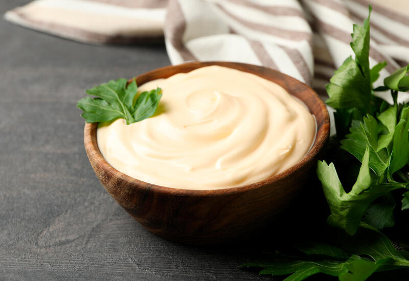 Названа безопасная суточная порция майонеза