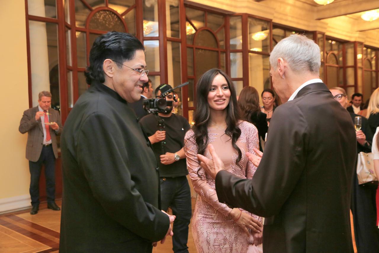 В Баку представлена мировая премьера Геннадия Ровнера "Anabasis"