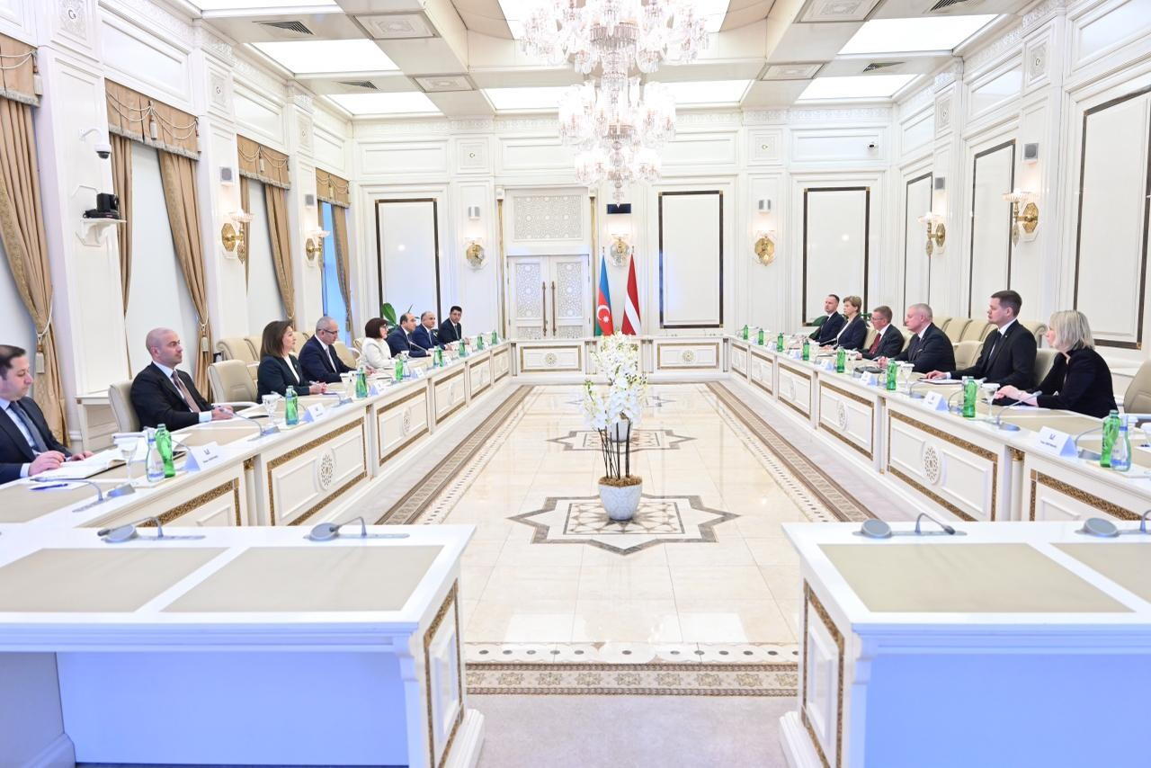 Sahibə Qafarova Latviya Prezidenti ilə görüşüb