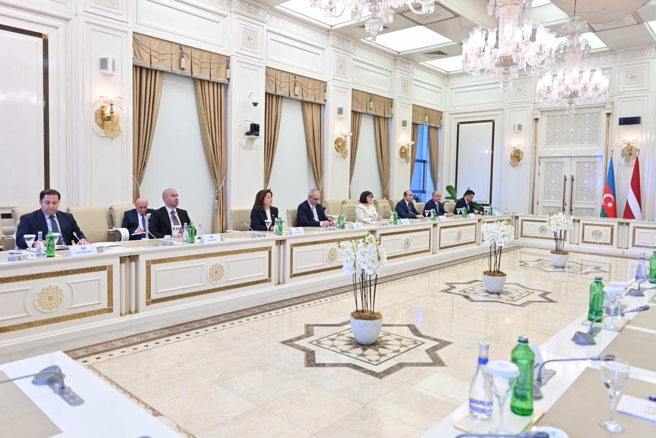 Sahibə Qafarova Latviya Prezidenti ilə görüşüb