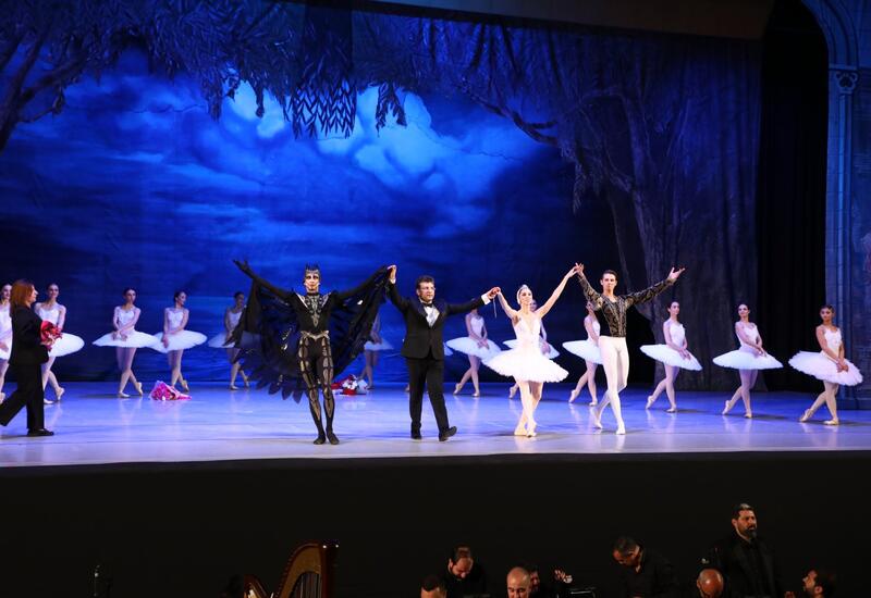 Белый лебедь, черная тайна - между светом и тьмой в Баку