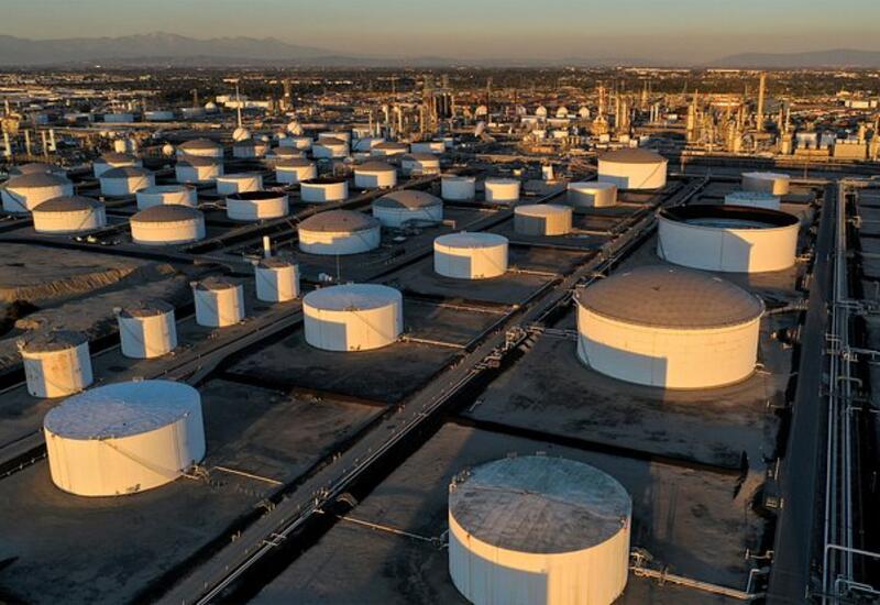 Запасы нефти США резко выросли