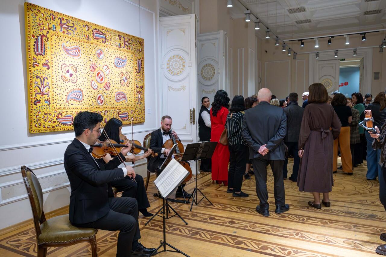 Лица, пейзажи, судьбы - палитра эпохи Джахангира Рустамова в реальности и вдохновении