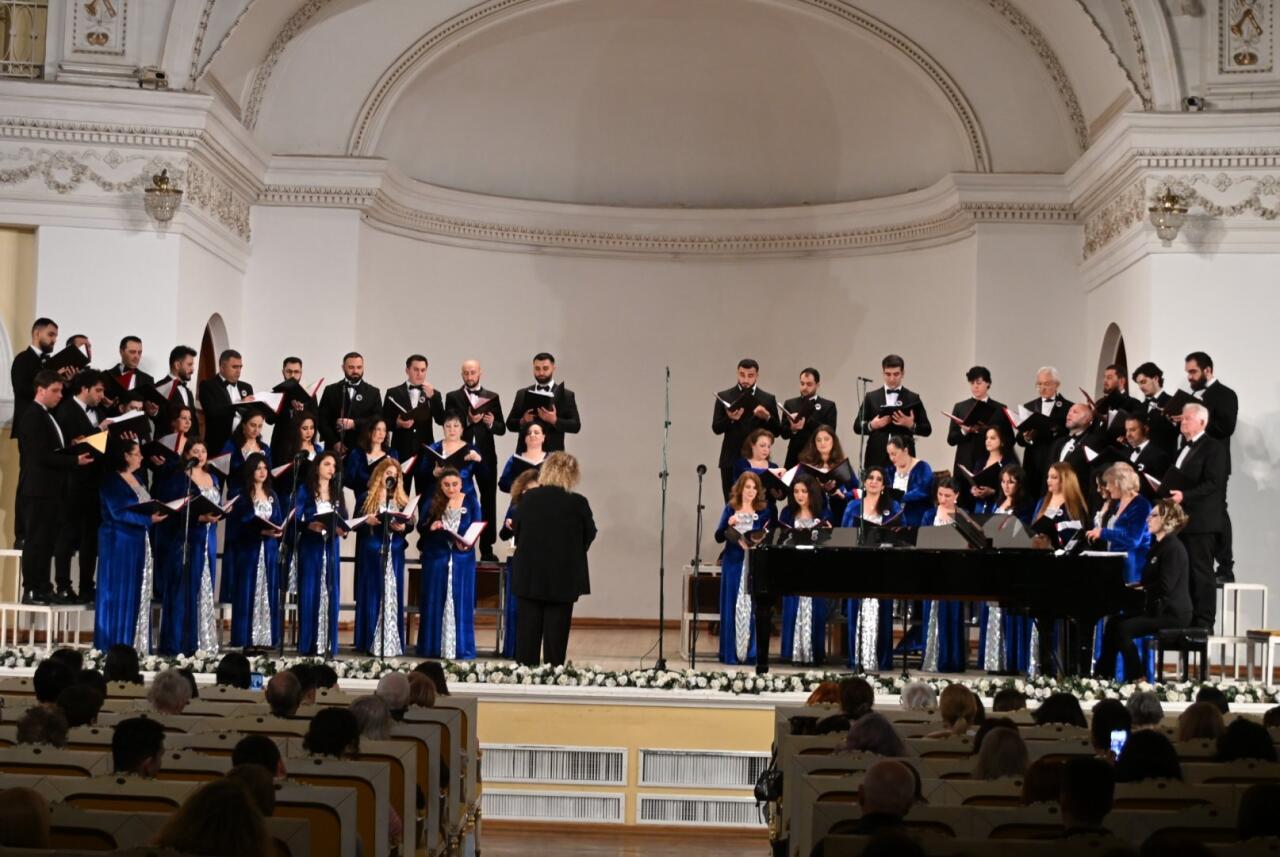 Шесть десятилетий в унисон - юбилей одного из лучших коллективов Азербайджана