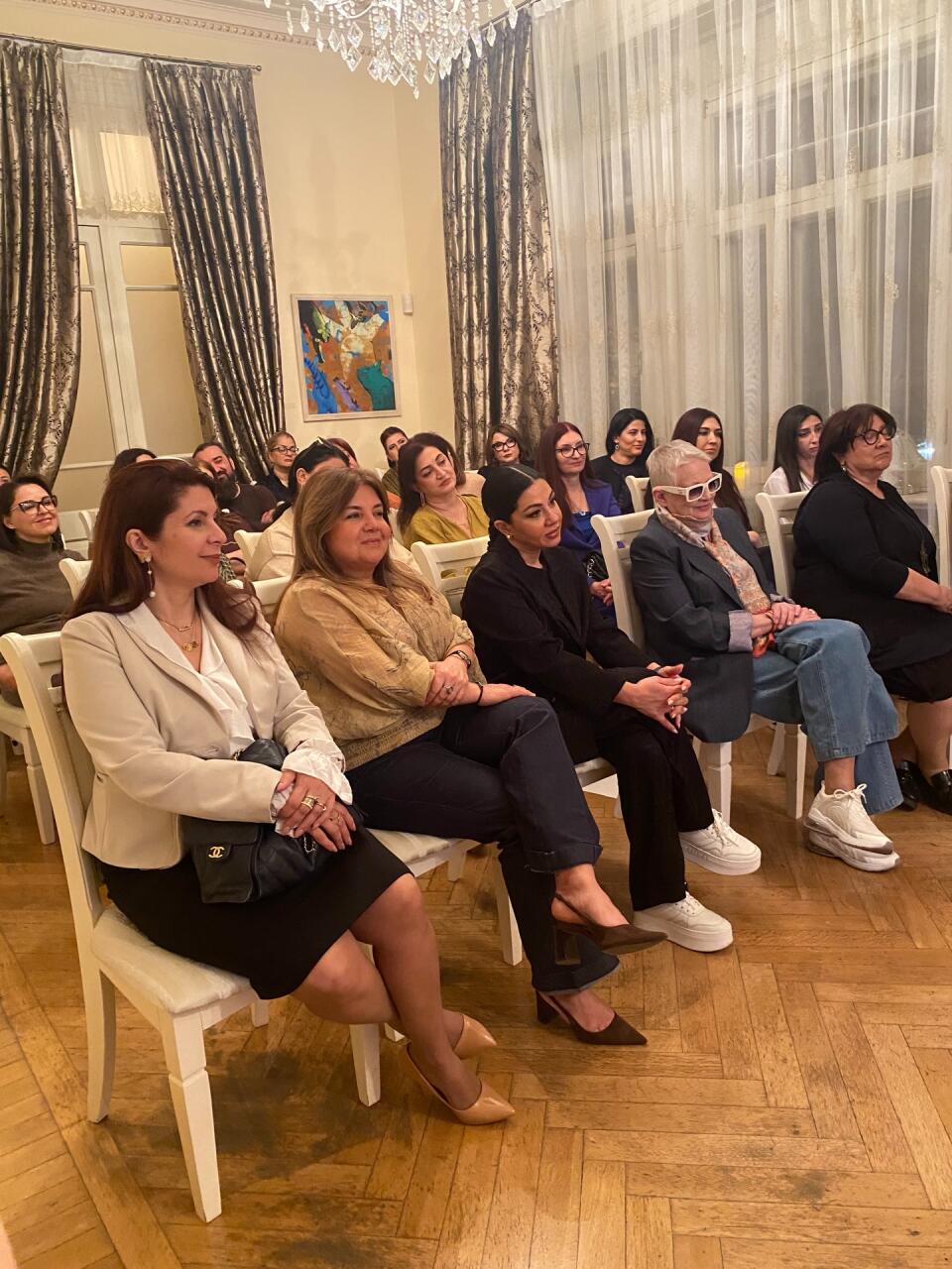 Неформальная встреча с Фирдовси Атакишиевым - без привычной театральной дистанции