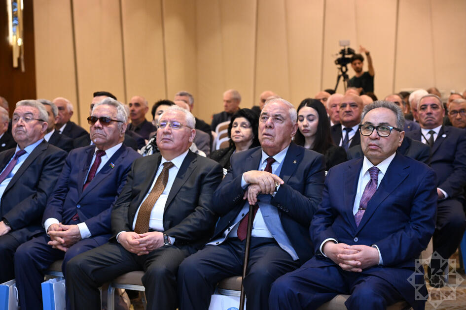Ağsaqqallar Şurasının IX Qurultayı keçirilib - Eldar Quliyev yenidən sədr seçilib