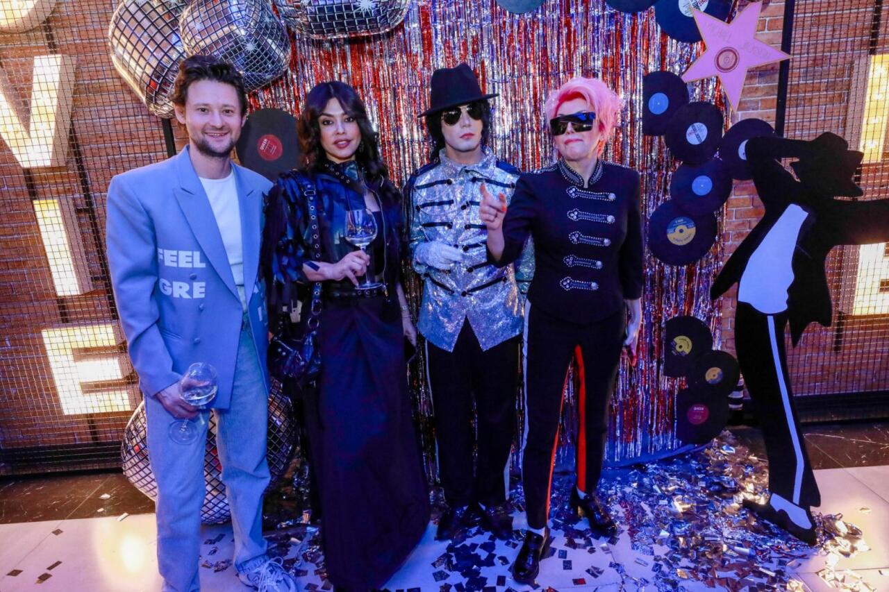 В Баку появился портал в эпоху поп-короля Майкла Джексона: