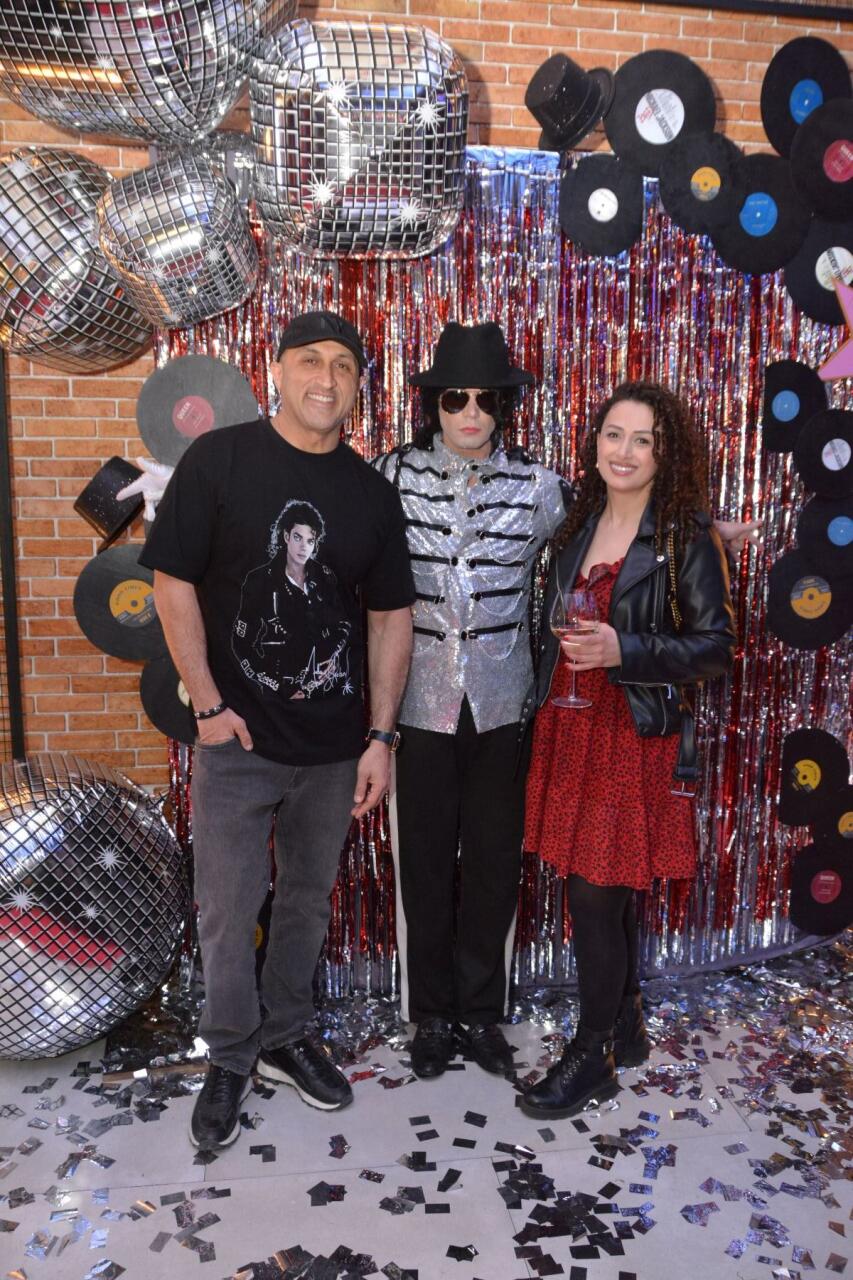 В Баку появился портал в эпоху поп-короля Майкла Джексона: