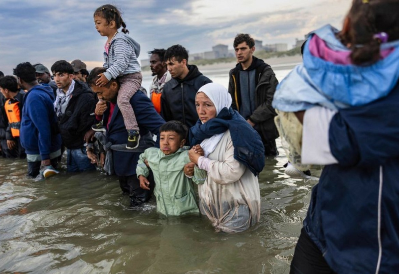 Британия заплатит Франции почти $890 млн