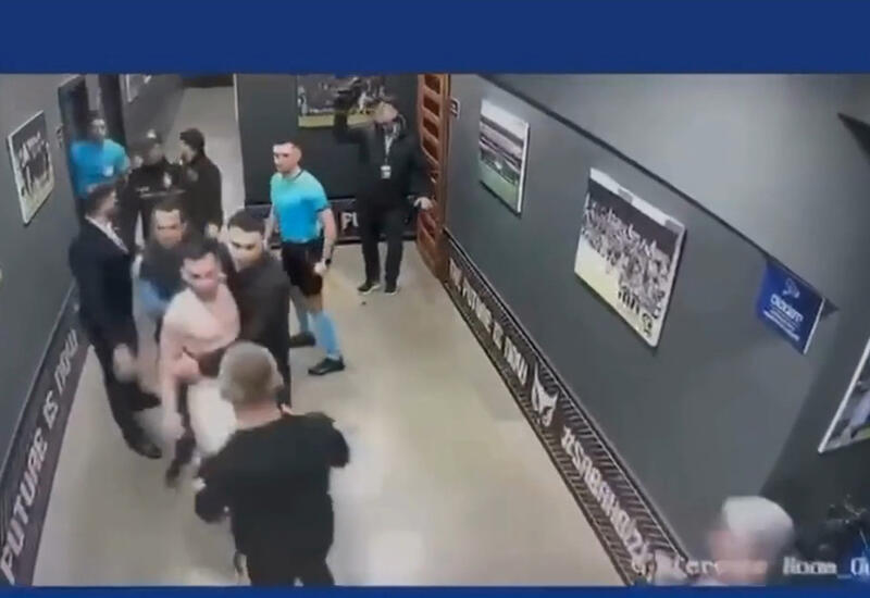 Марко Янкович напал на арбитра после матча "Карабах" - "Сабах"