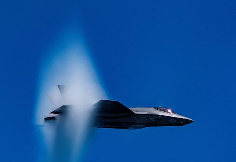 Еще один авианосец США прибыл на Ближний Восток