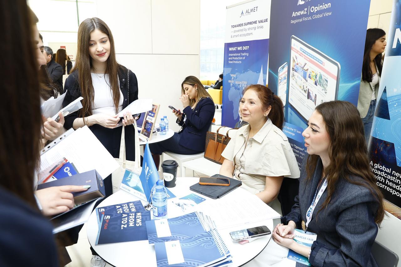 В Университете ADA прошла 14-я Выставка карьеры