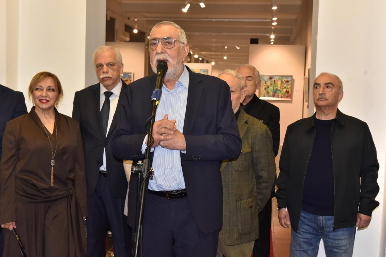 В Баку открылась персональная выставка художника Таира Шихалиева