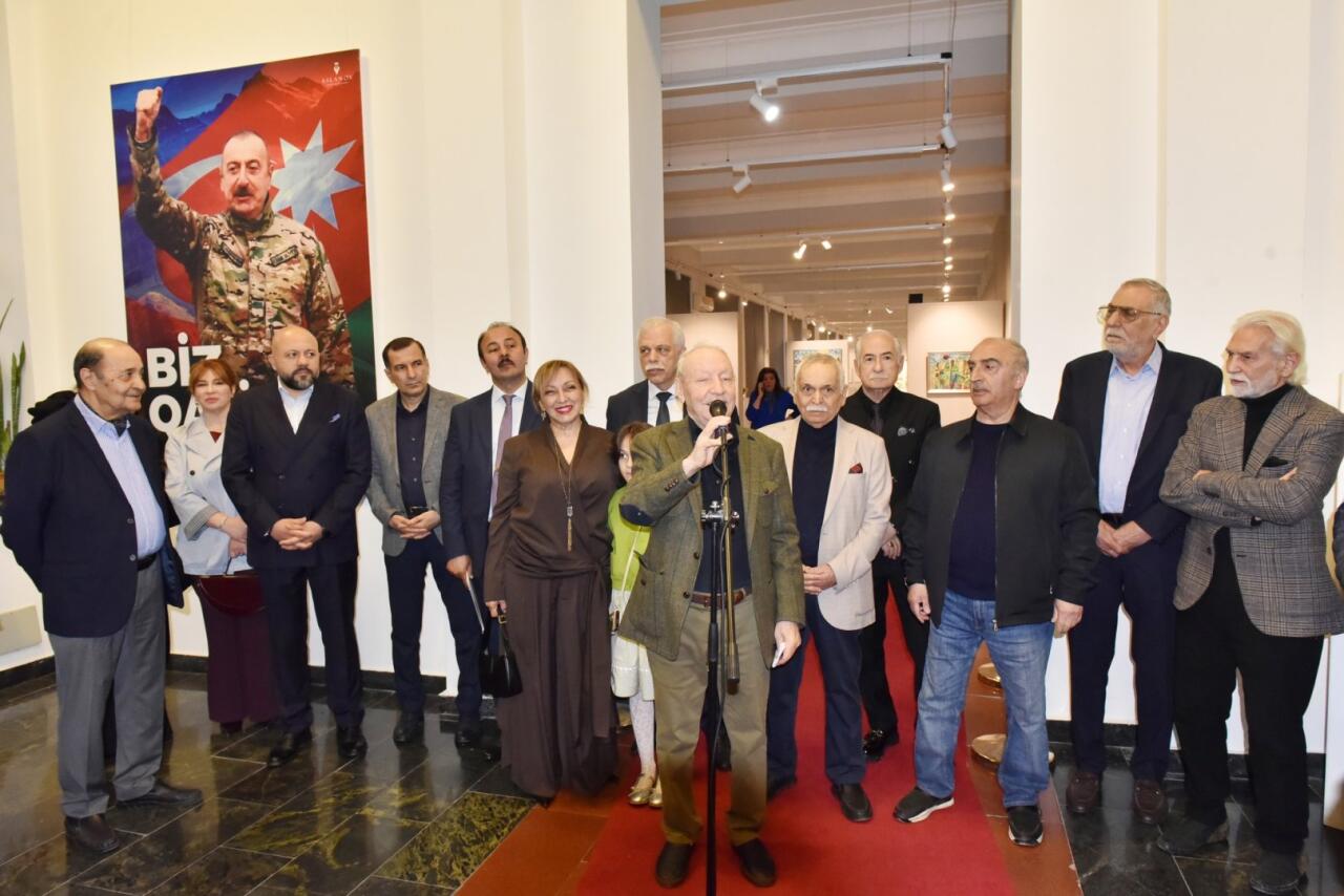 В Баку открылась персональная выставка художника Таира Шихалиева