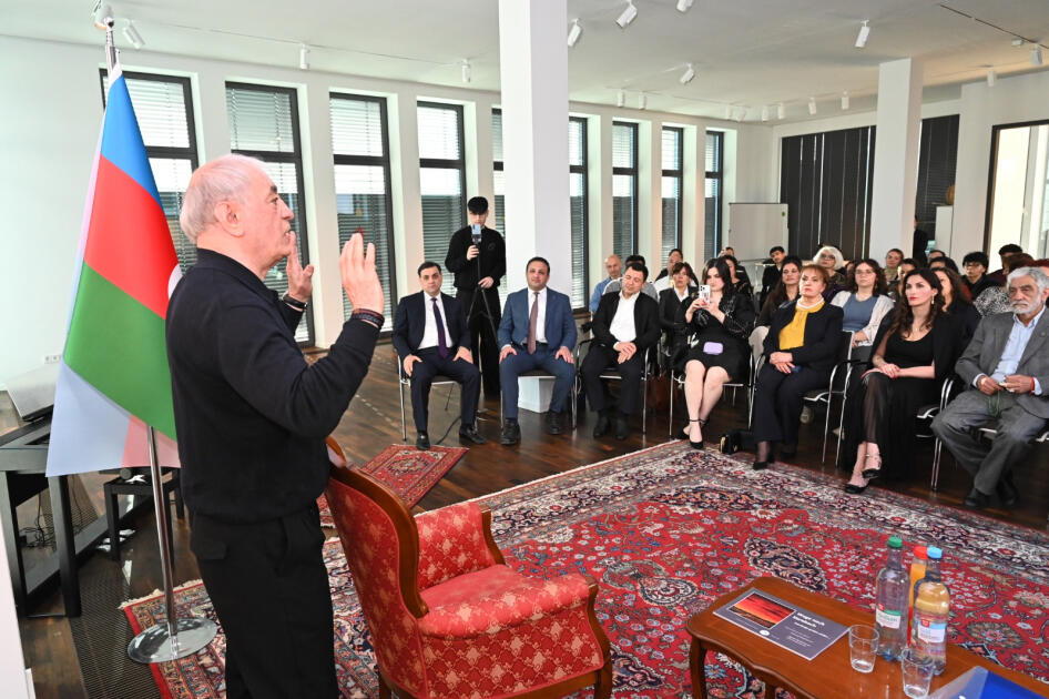 Встреча с Народным артистом Фахраддином Манафовым в Центре азербайджанской культуры в Берлине