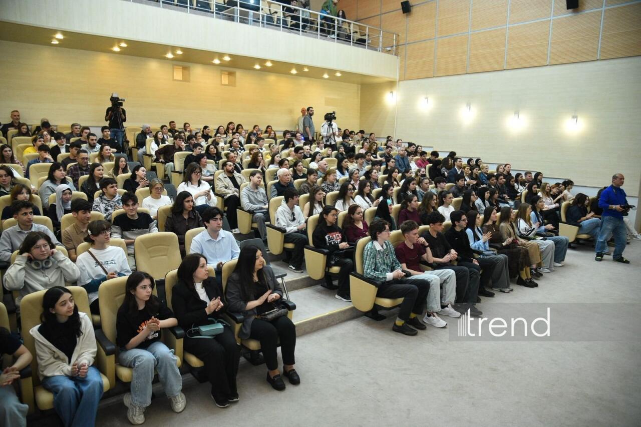 В Бакинском филиале МГУ имени М.В. Ломоносова прошел День открытых дверей на 2026/2027 учебный год