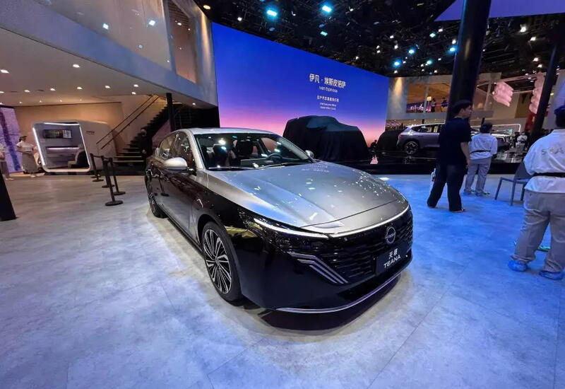 Nissan показал в Пекине новые седаны N6 и Teana