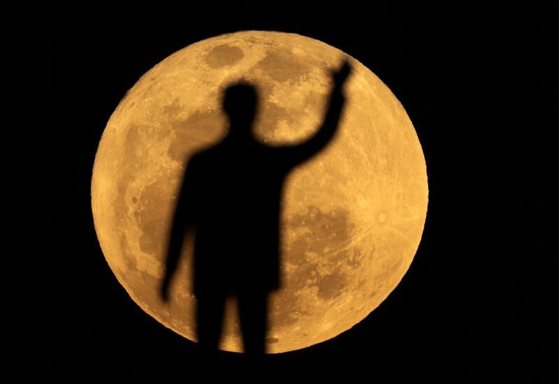 Астрономы рассказали сразу о двух «цветных» полнолуниях в мае