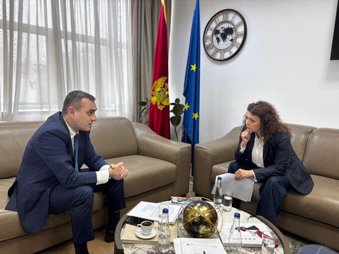 Прямые чартеры между Азербайджаном и Монтенегро могут запустить в этом году