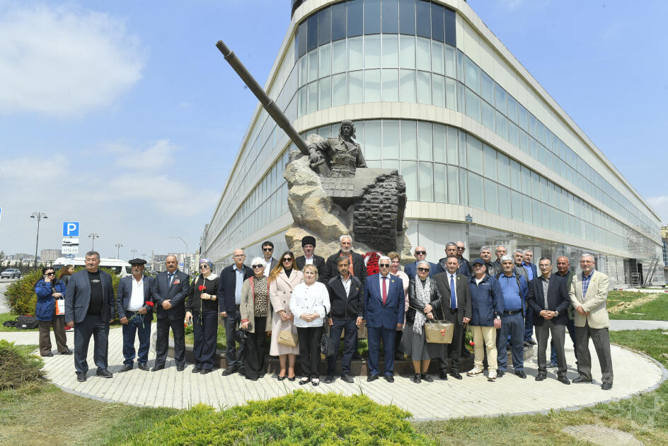 Почтена память Национального героя Альберта Агарунова