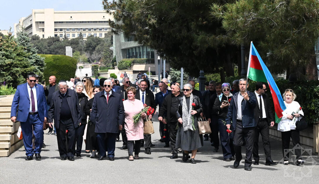 Почтена память Национального героя Альберта Агарунова