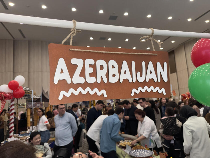 Азербайджан представлен на благотворительной ярмарке СВМДА в Астане