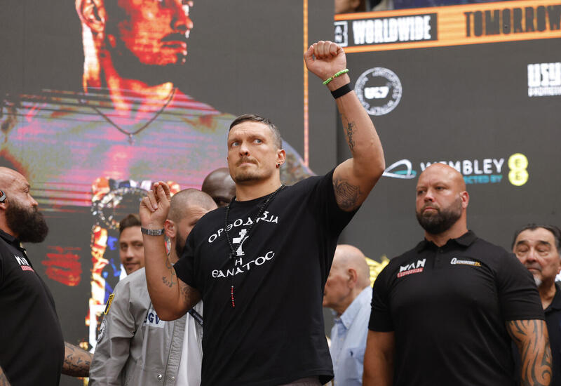 Усик анонсировал завершение карьеры