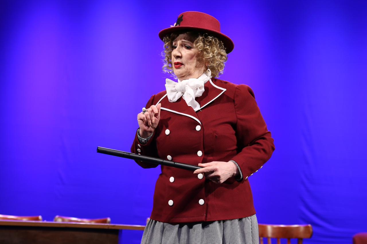 Премьера спектакля "Мэри Поппинс" в ТЮЗе