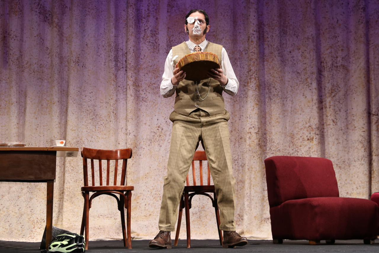 Премьера спектакля "Мэри Поппинс" в ТЮЗе