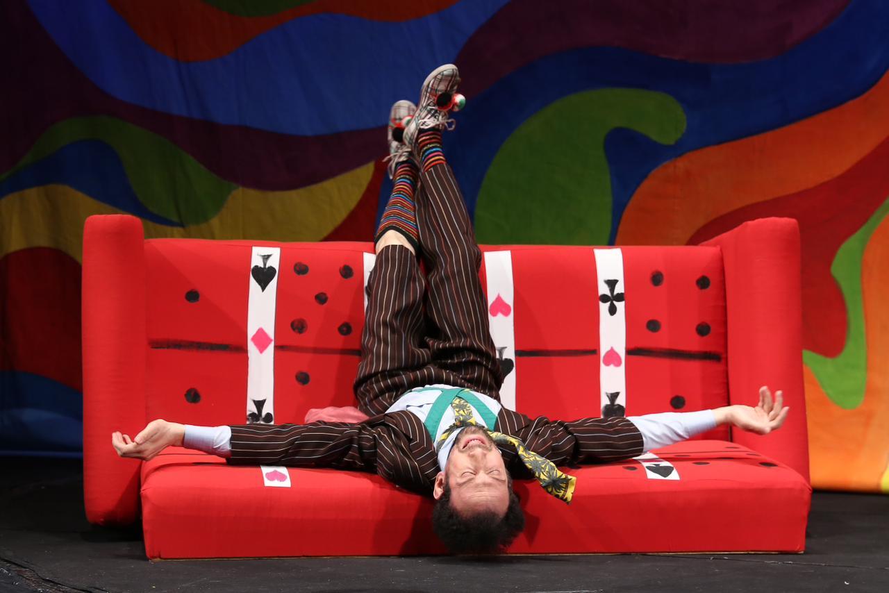 Премьера спектакля "Мэри Поппинс" в ТЮЗе