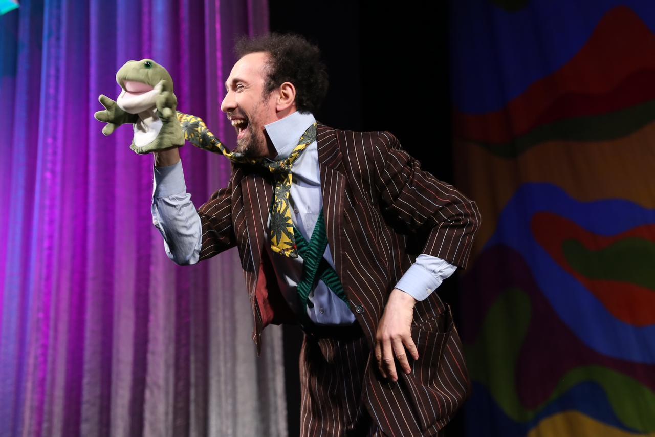 Премьера спектакля "Мэри Поппинс" в ТЮЗе