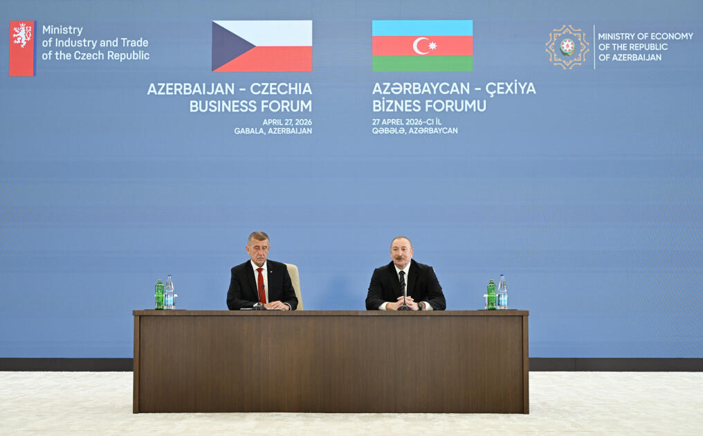Президент Ильхам Алиев и Премьер-министр Андрей Бабиш приняли участие в азербайджано-чешском бизнес-форуме