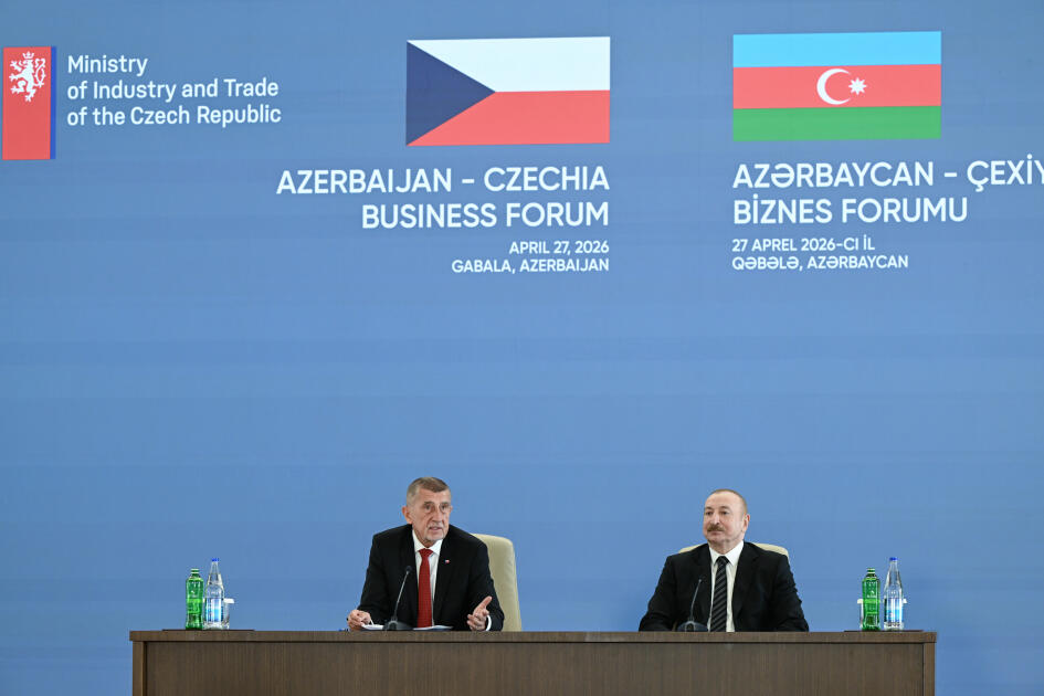 Президент Ильхам Алиев и Премьер-министр Андрей Бабиш приняли участие в азербайджано-чешском бизнес-форуме