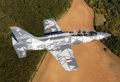 Чехия предложила Азербайджану учебно-боевой самолет нового поколения