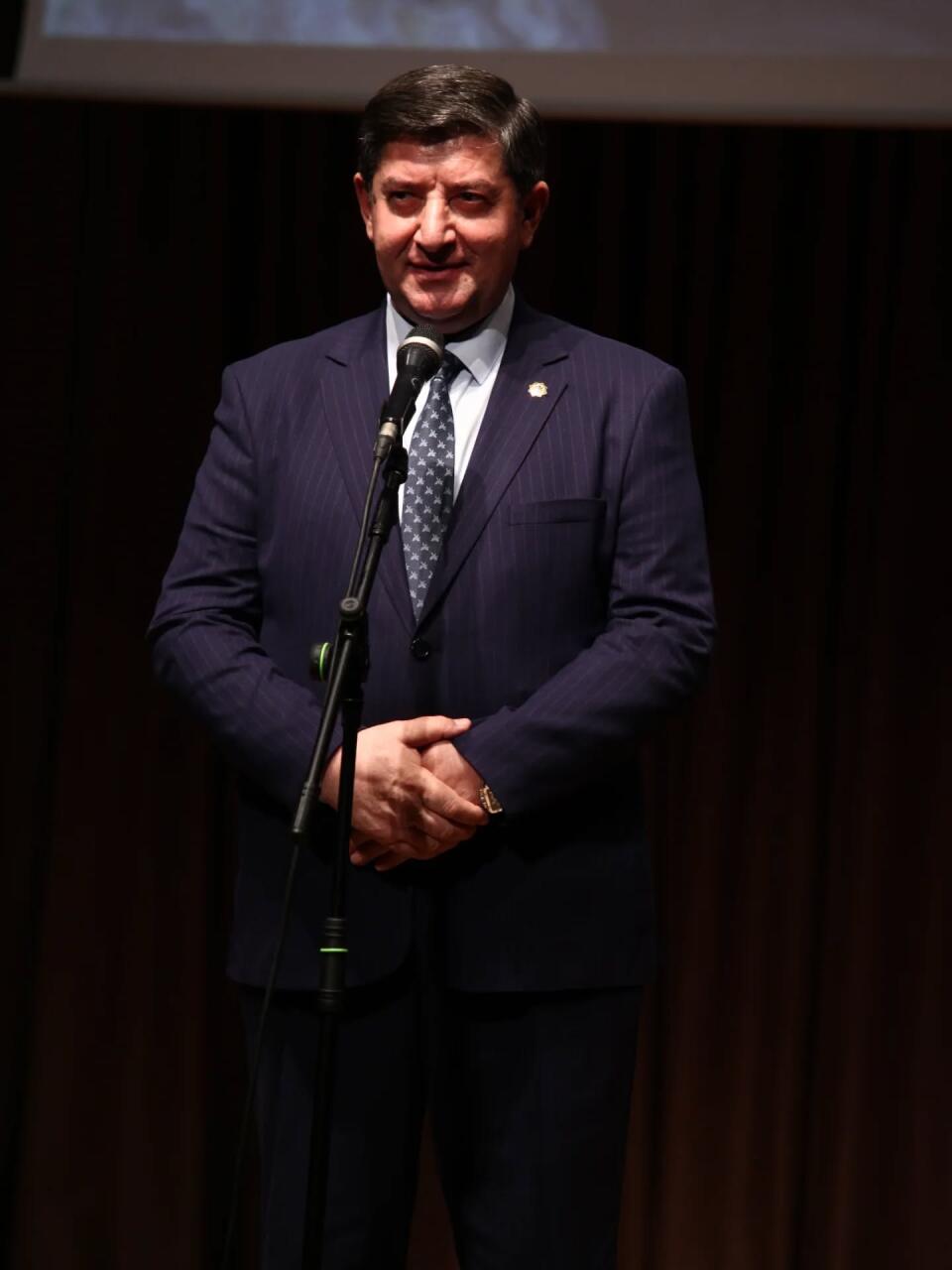 Поэзия Ашуга Алескера - это сама жизнь