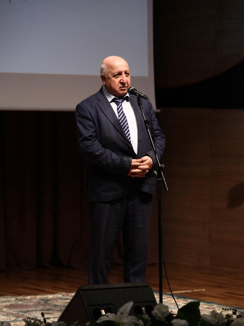 В Баку прошел юбилейный вечер Барата Вюсала