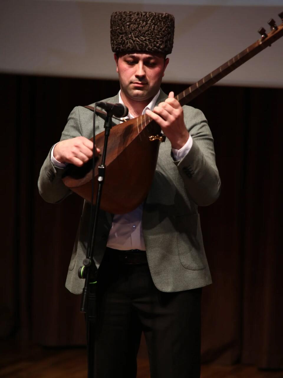 В Баку прошел юбилейный вечер Барата Вюсала