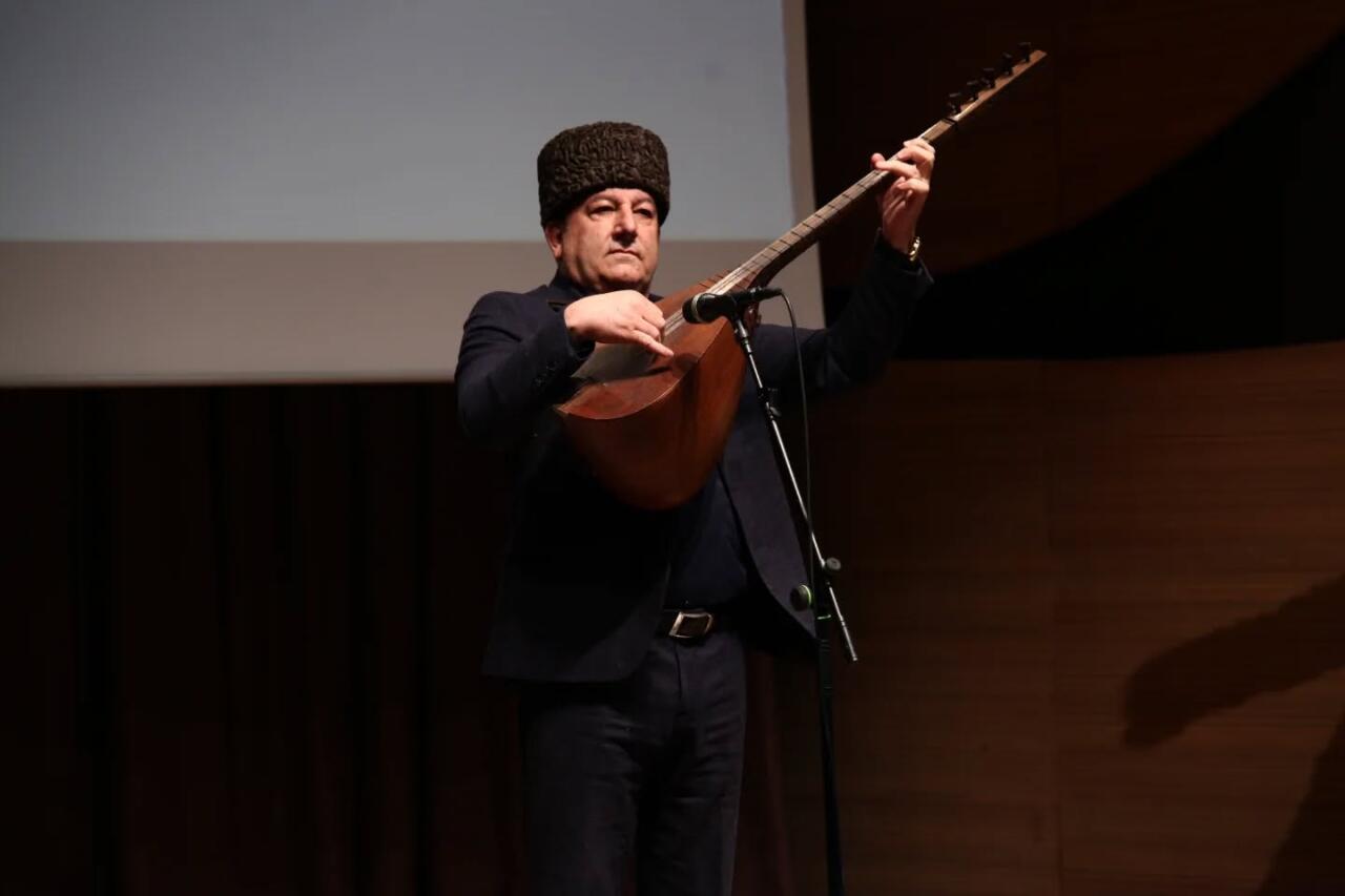 В Баку прошел юбилейный вечер Барата Вюсала