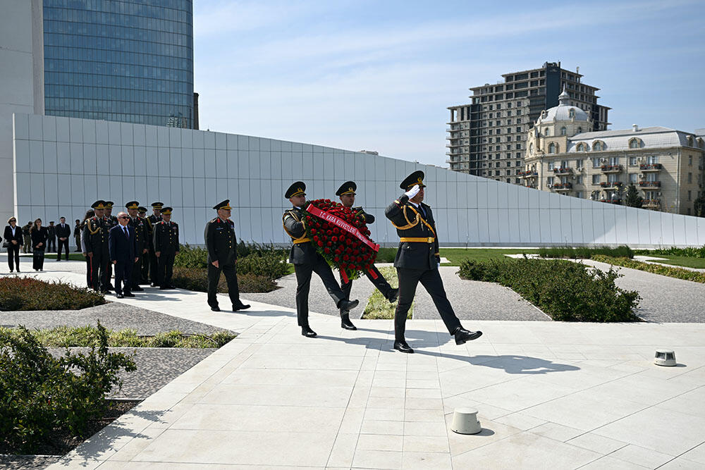 Командующий Сухопутными войсками Турции находится в Азербайджане