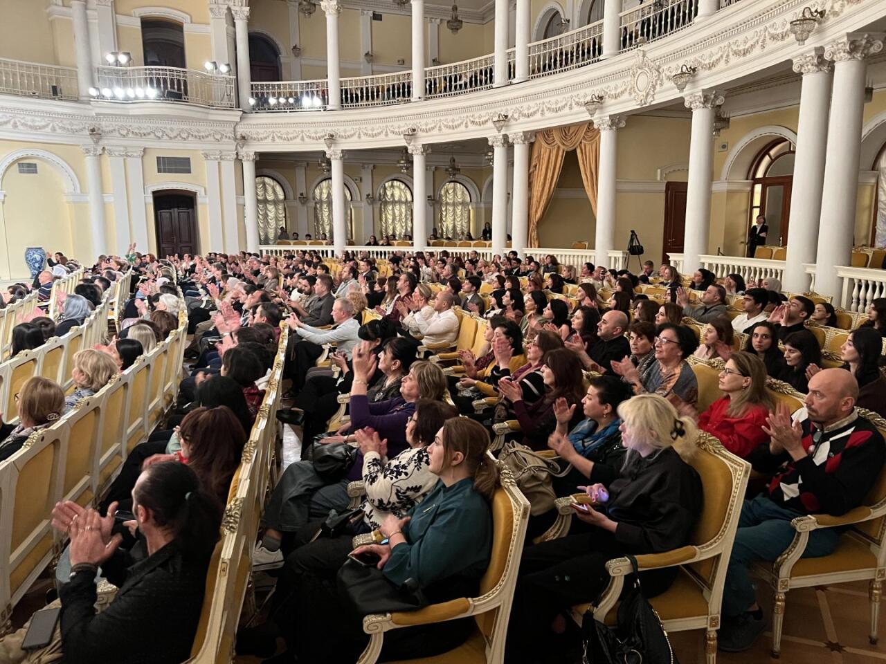 Праздник длиною в 90 лет - торжество азербайджанской музыки и танцев