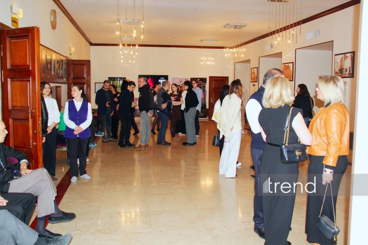 В Баку состоялась блестящая премьера спектакля "Дом Бернарды Альбы"