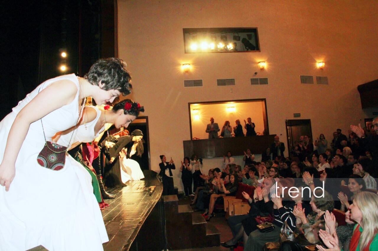 В Баку состоялась блестящая премьера спектакля "Дом Бернарды Альбы"