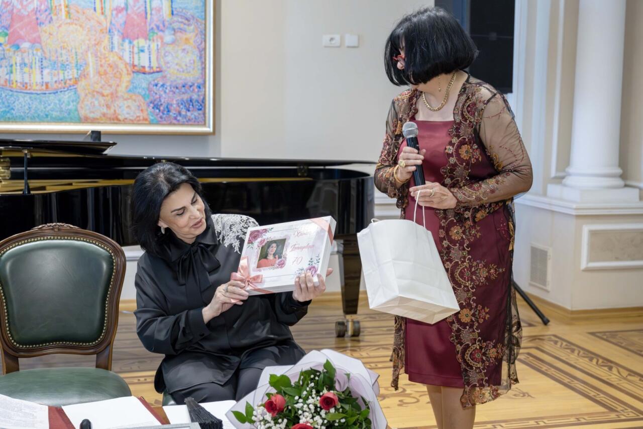 Искренние мелодии души на юбилейном вечере в Баку