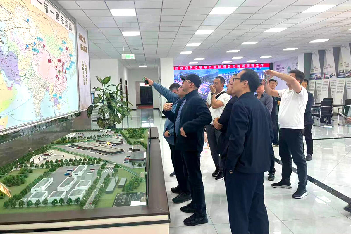 Баку и Пекин увеличили квоты на грузоперевозки