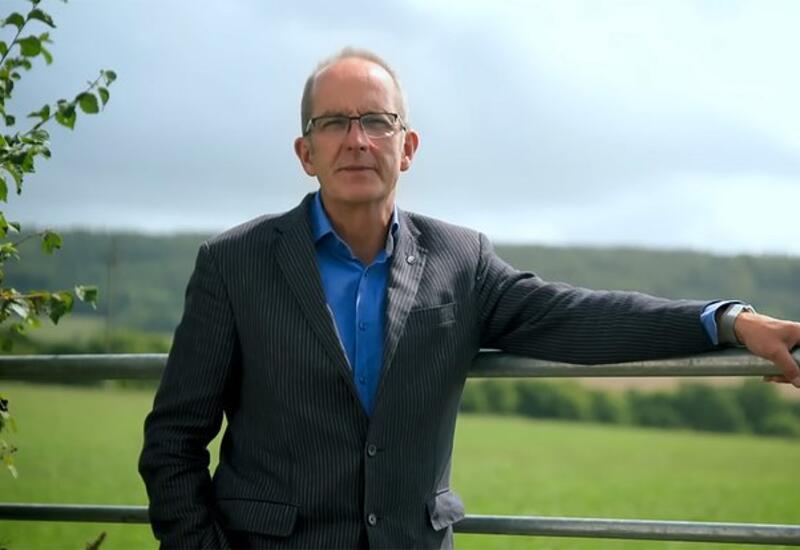 66-летний телеведущий перестал скрывать тяжелую болезнь