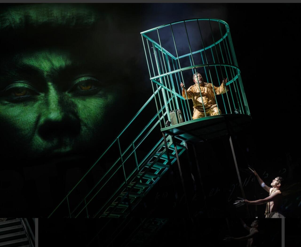 Народный артист Азербайджана Аваз Абдулла стал вавилонским царем в Германии