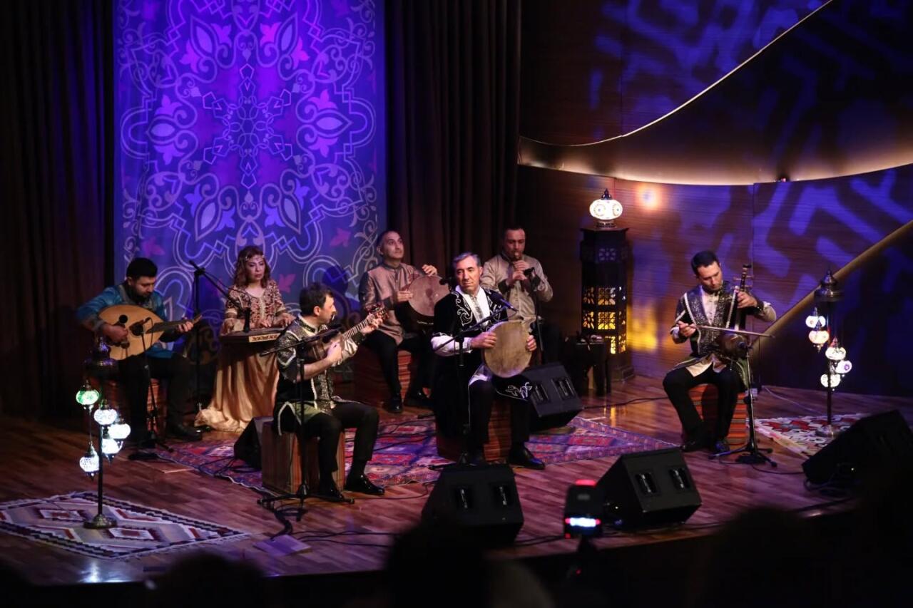 Как мугам хранит наш духовный код