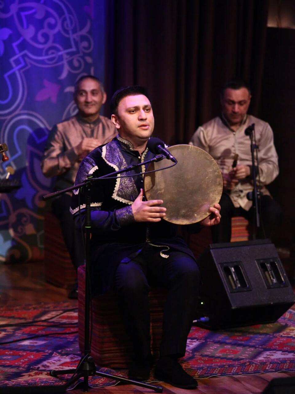 Как мугам хранит наш духовный код